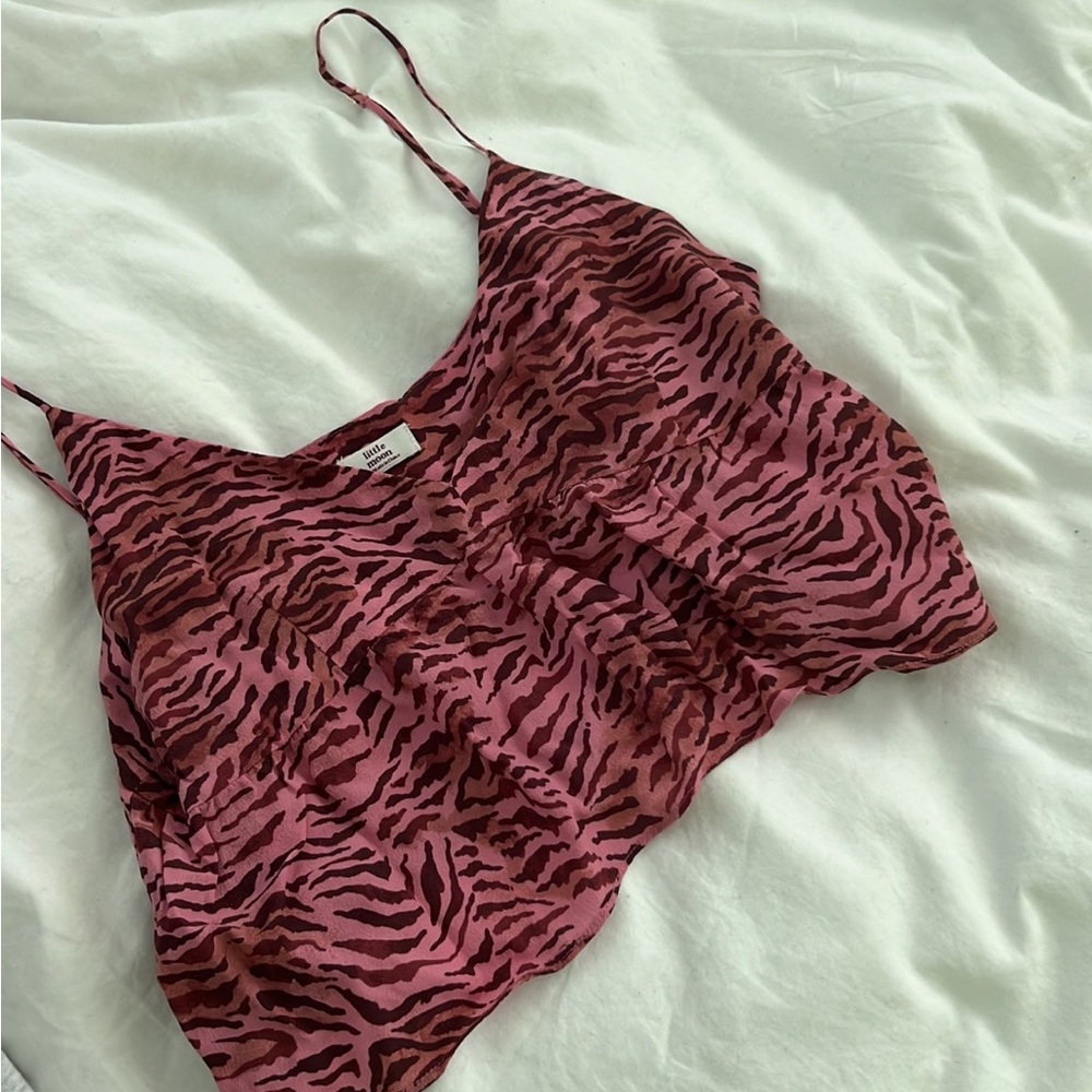 SOLD aritzia Tank top